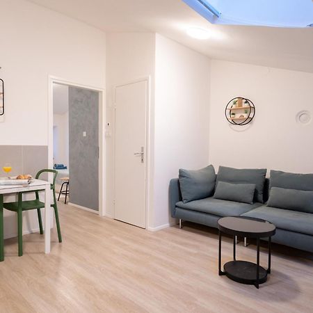 Loft With 2 Bedrooms - Historical District Rovigno Esterno foto